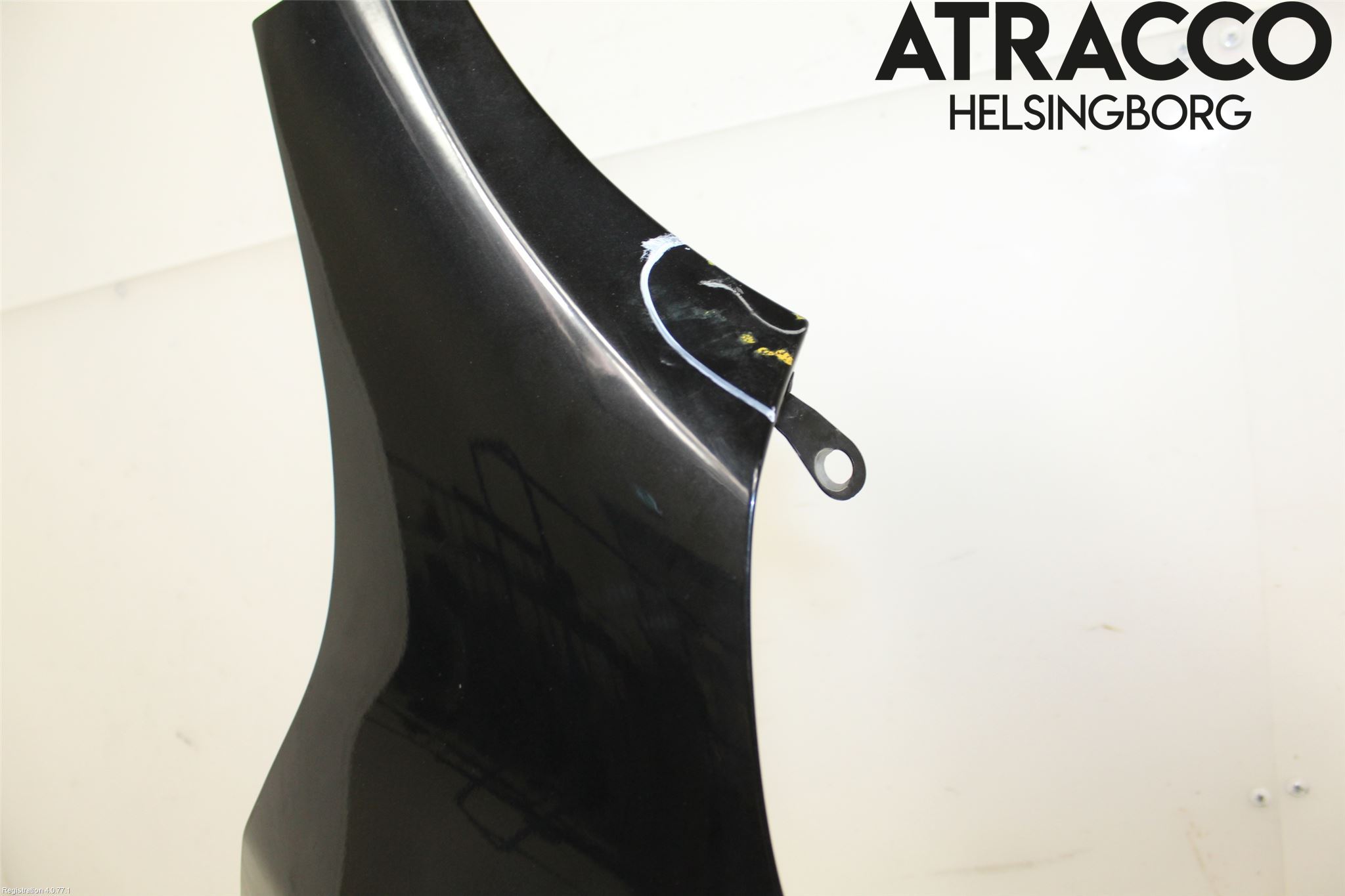 Nissan JUKE 10-14 Skärm Fram Höger