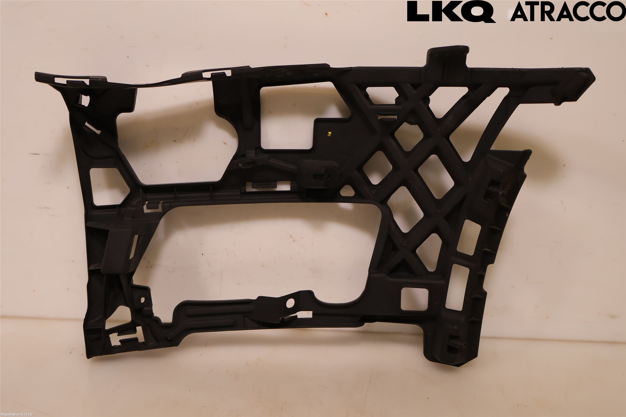 Volkswagen VW GOLF / E-GOLF VII 13-20 Stötfångarfäste Fram Hö