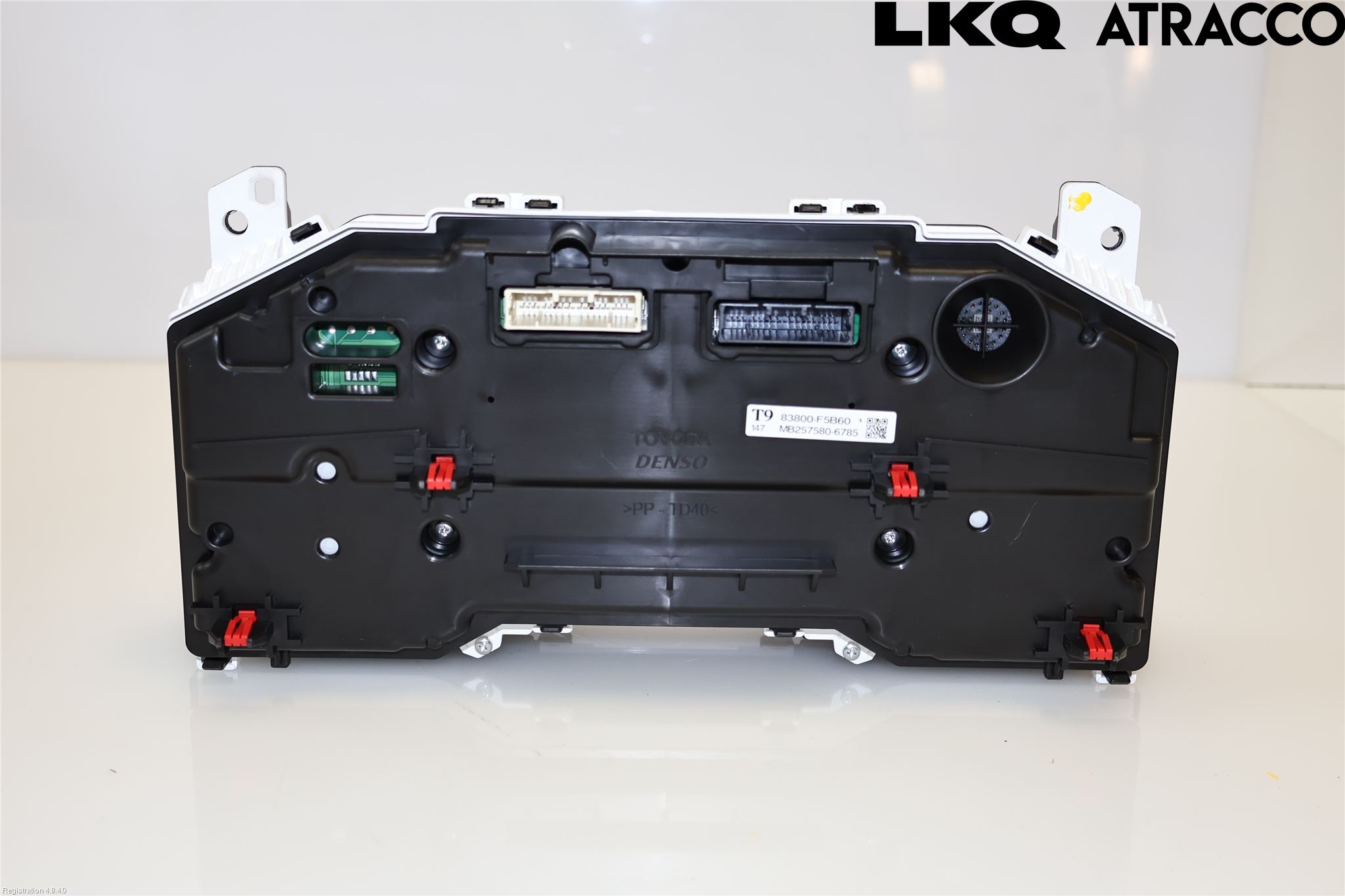Toyota YARIS CROSS XP21 21- Instrument Komb