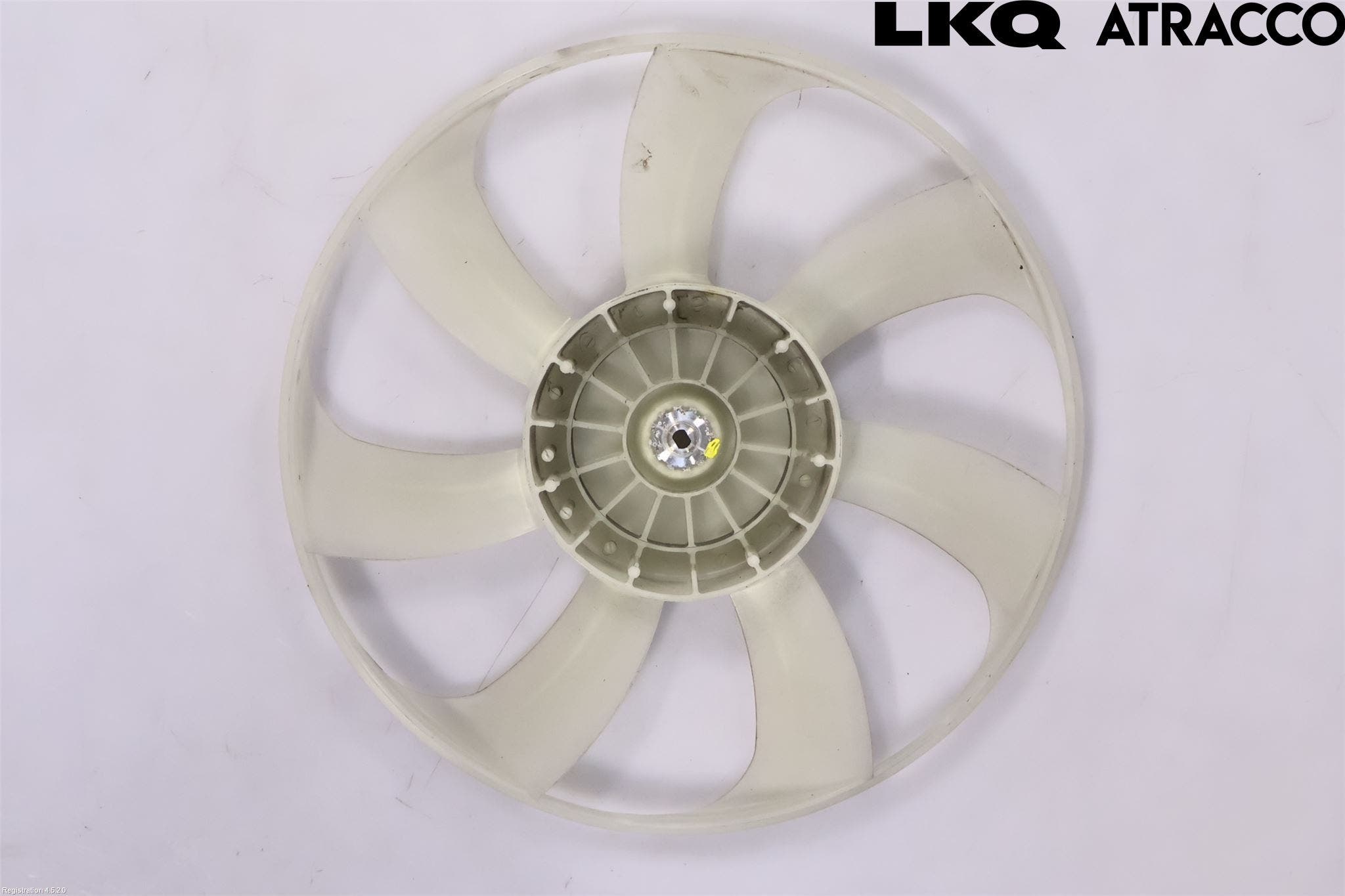 Toyota COROLLA 19- Kylfläkt-Vinge