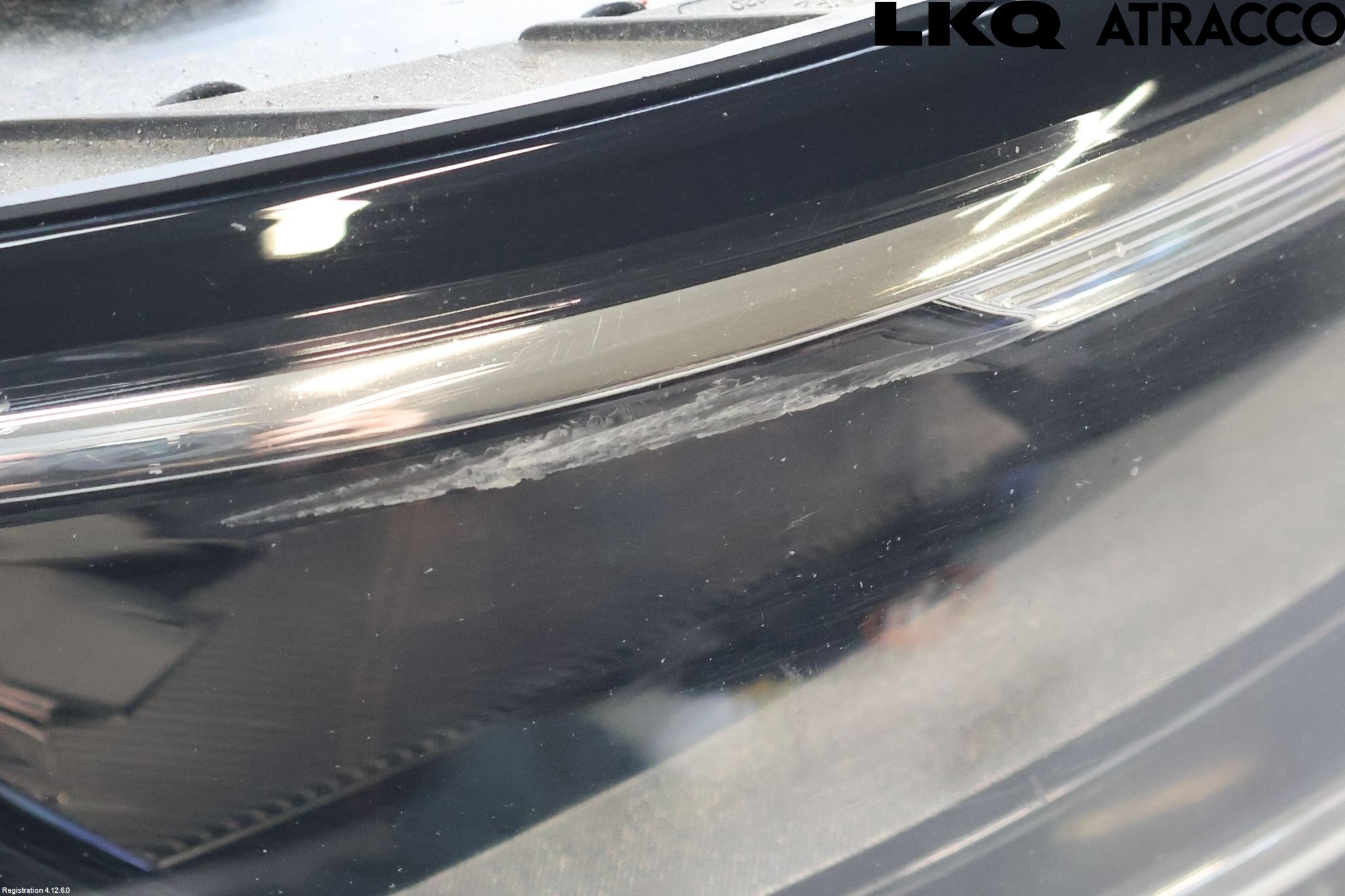 Volkswagen VW PASSAT 20-24 Strålkastare Höger