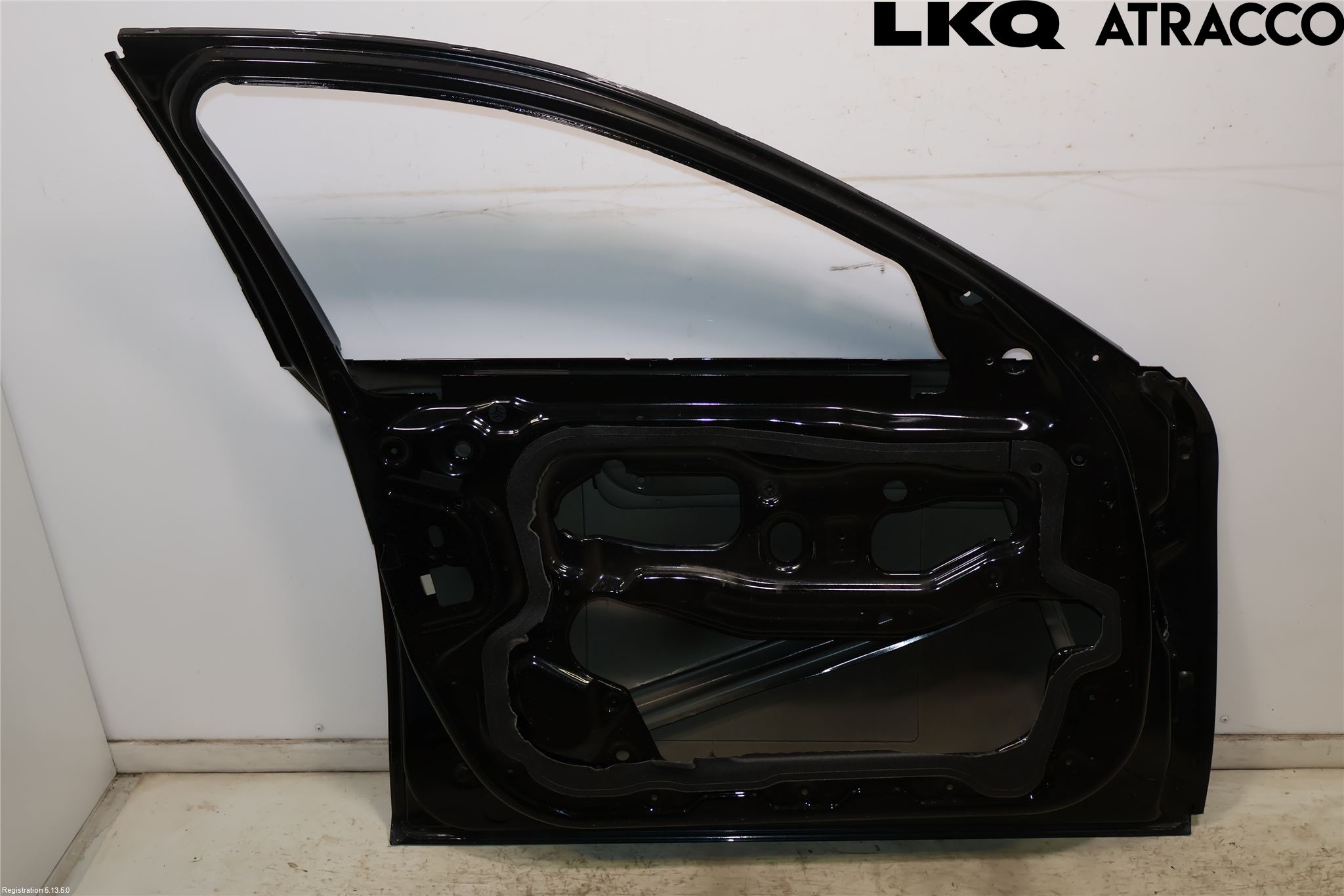 BMW 5 F10/F11/F18 09-17 Dörr Fram Vänster