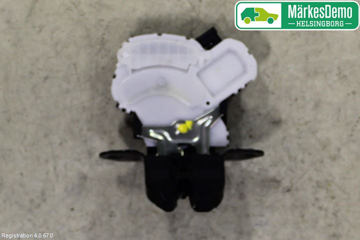 Mazda CX-3 Låskista Baklucka