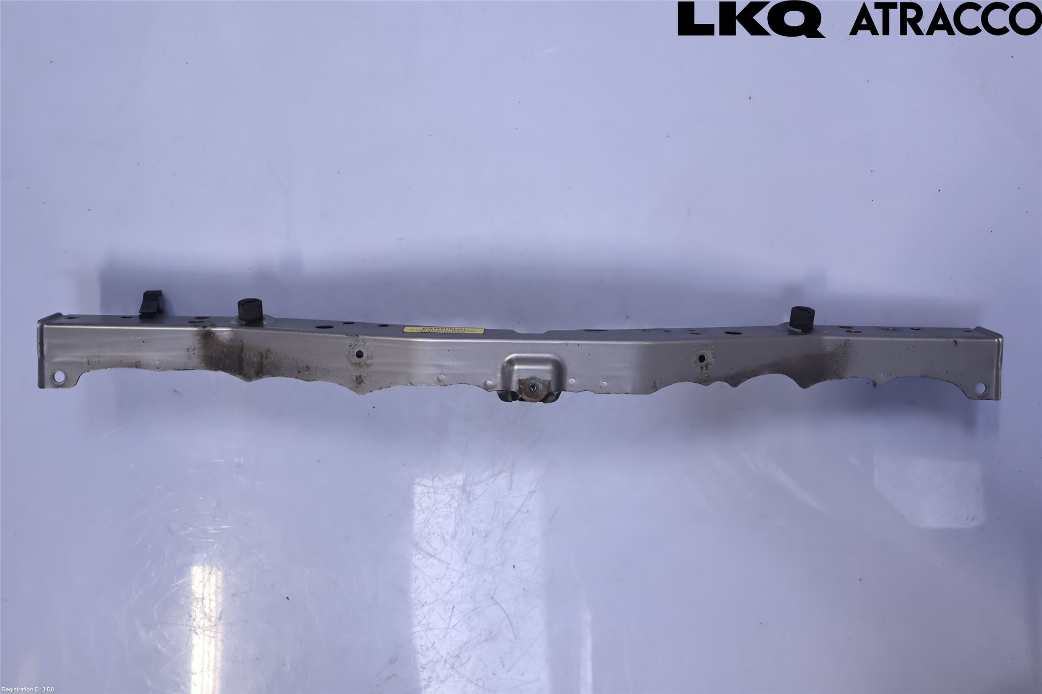 Toyota AURIS 13-19 Front Huvlåsplåt-Balk