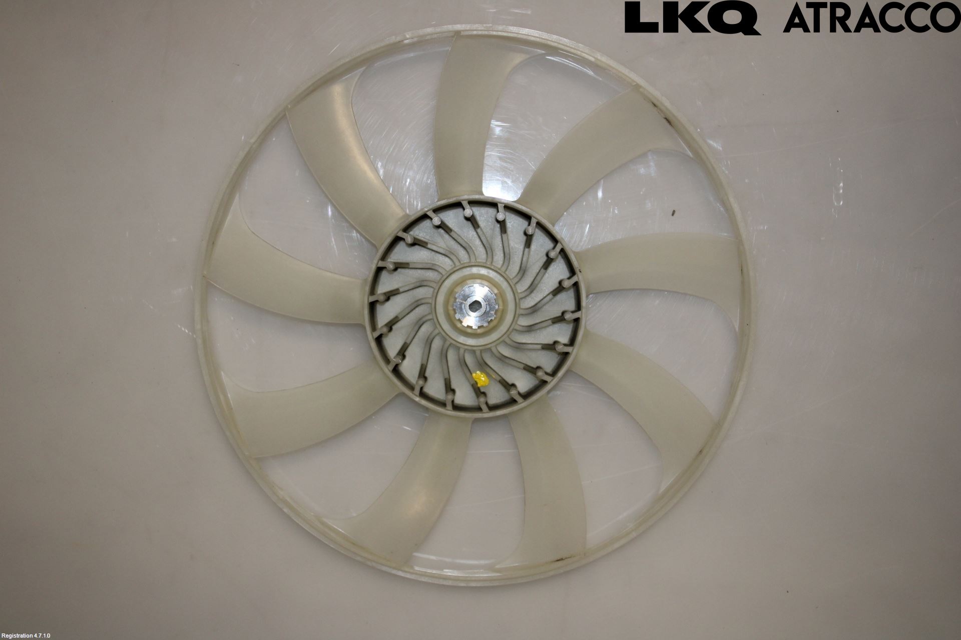 Toyota AURIS 13-19 Kylfläkt-Vinge