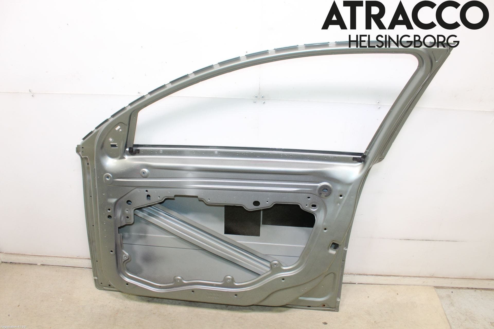 Volvo S40 04-07 Dörr Fram Höger