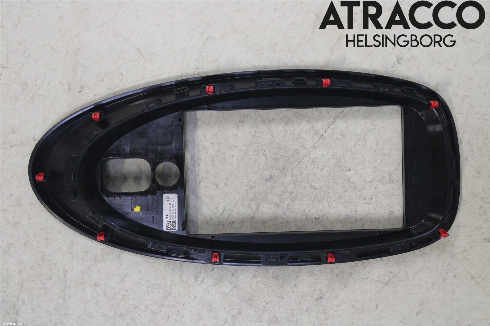 Toyota AYGO X AB70 22- Instrument-Radio Sarg