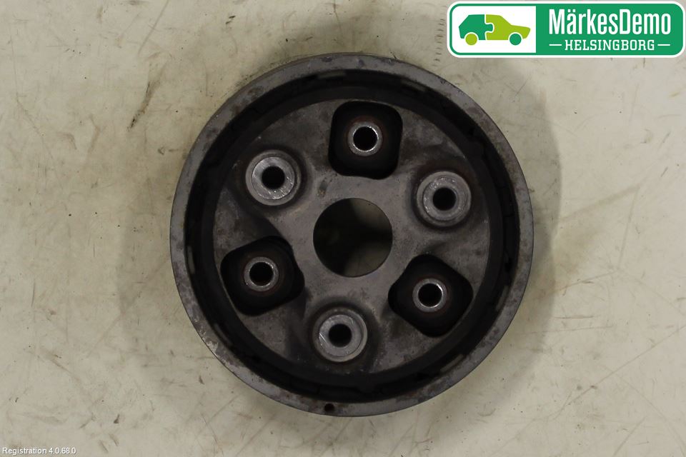 Volkswagen VW PASSAT 11-14 Mellanaxel Gummiknut