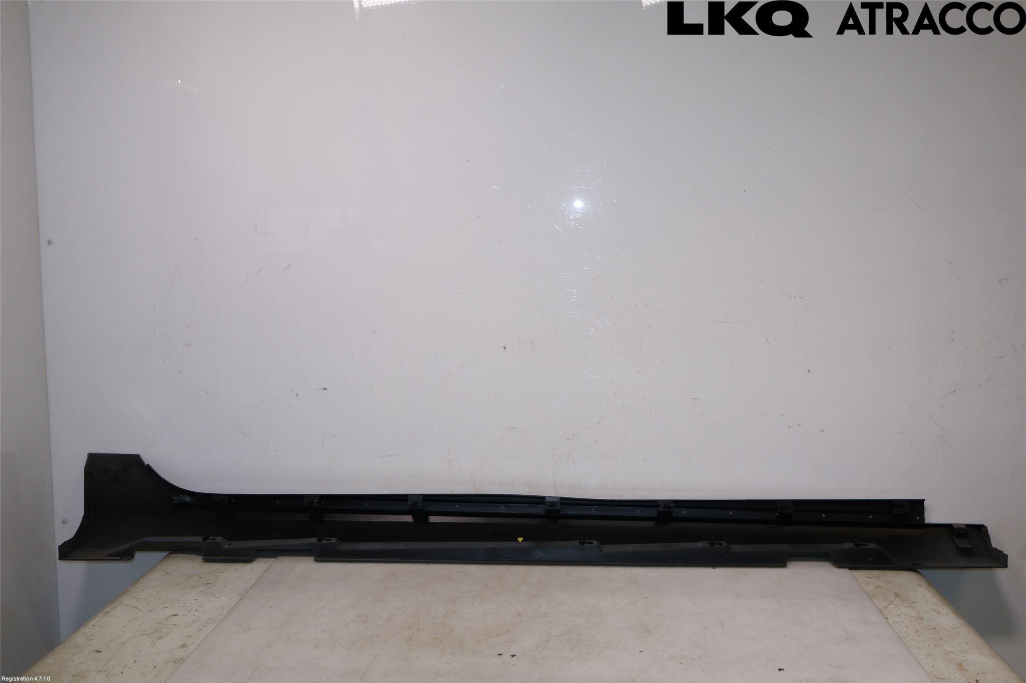 Volvo V60 11-13 Sidokjol Vä