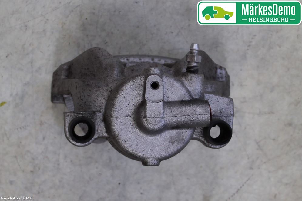 Fiat DOBLO CARGO Bromsok Fram Höger