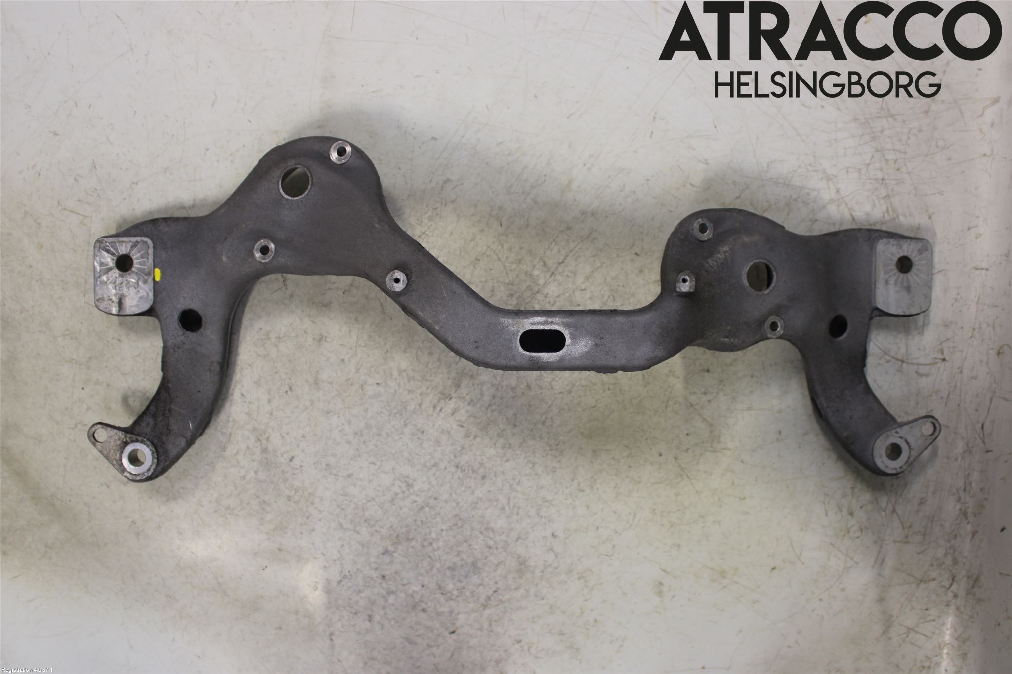 Porsche CAYENNE 03- Motorbalk