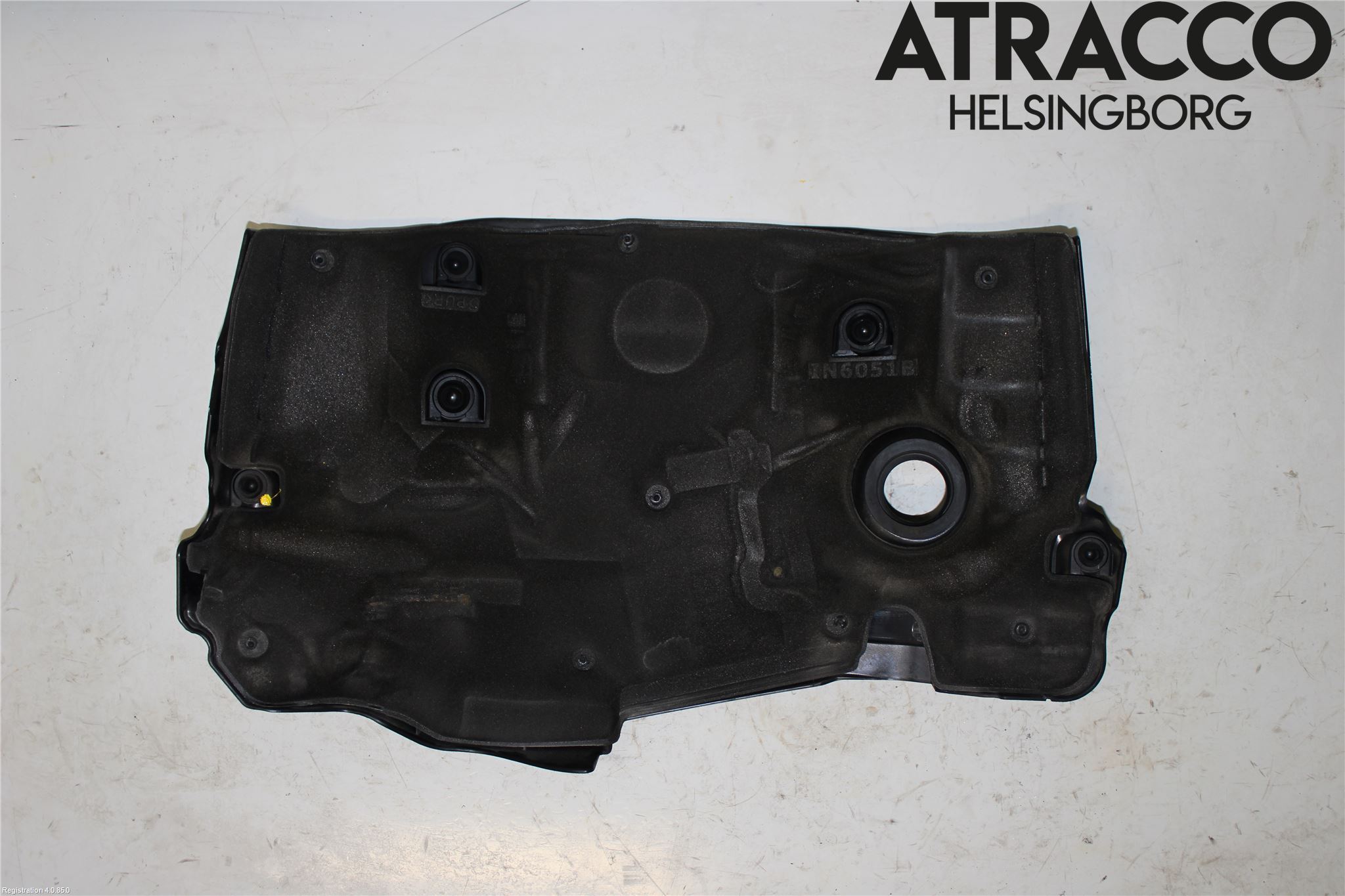 Jaguar XJ X351        10- Motorkåpa