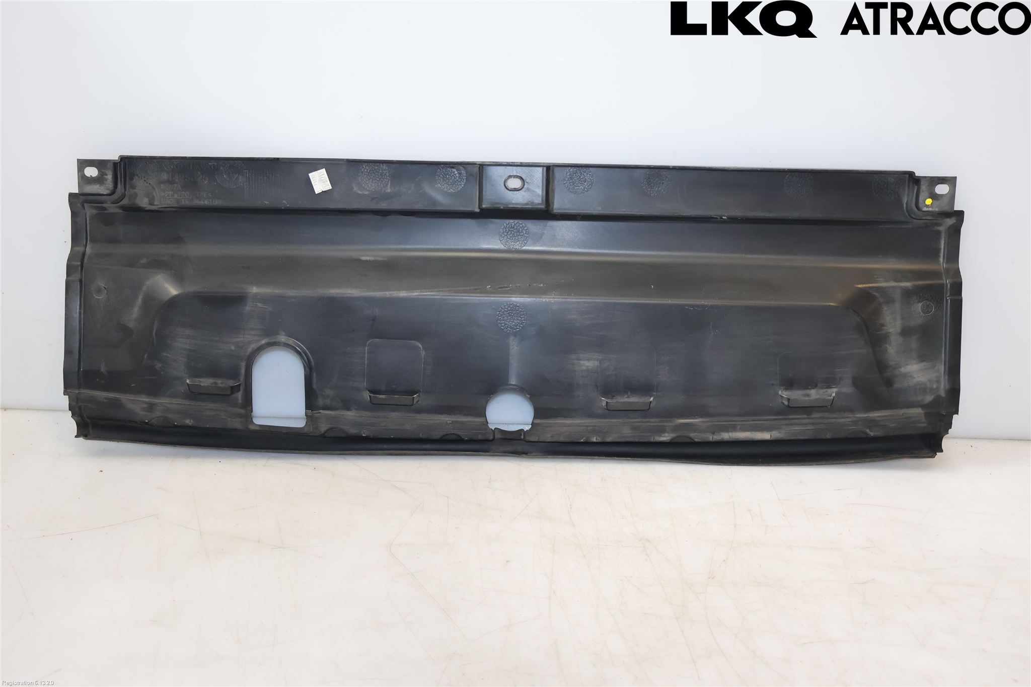 Volvo V90 17->> Täckplast Front