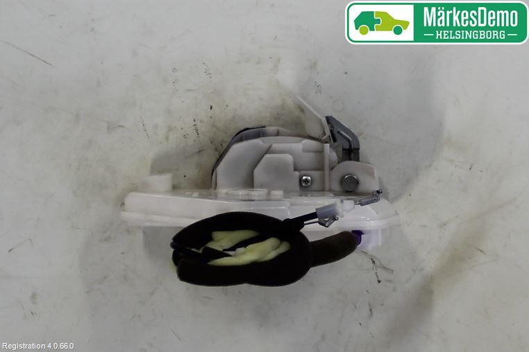 Mazda 3 III 14-19 Centrallåsmotor Vänster