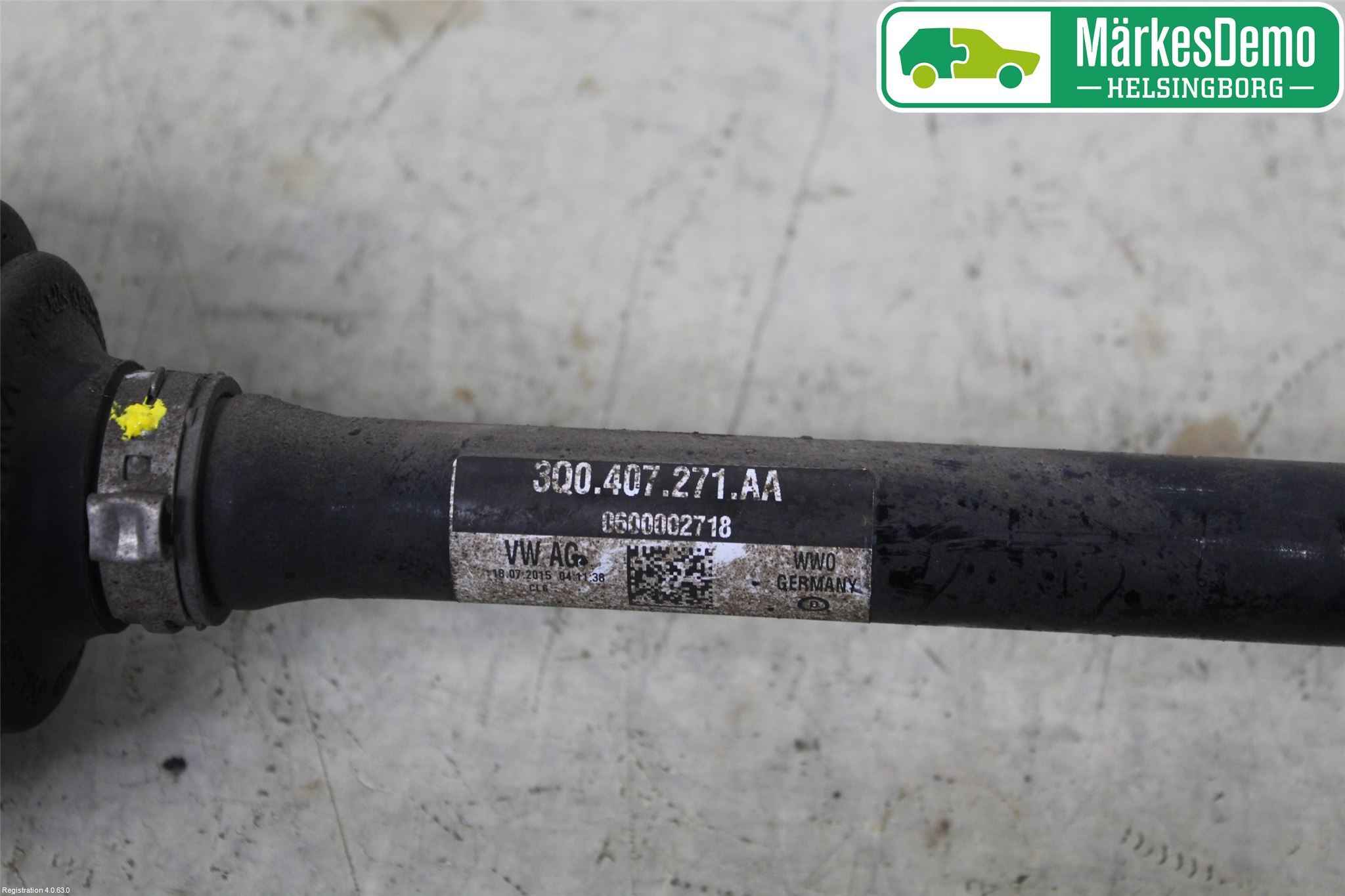 Volkswagen VW PASSAT 15-19 Drivaxel Fram Vänster