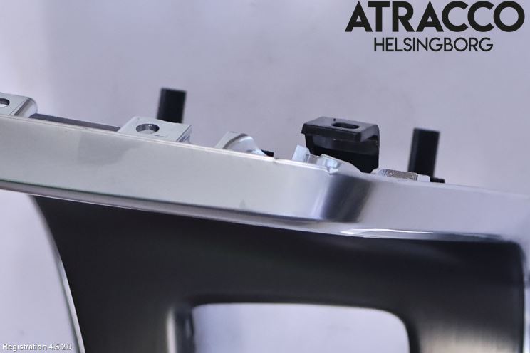 Volvo V60 11-13 Instrumentkonsoll Mitt