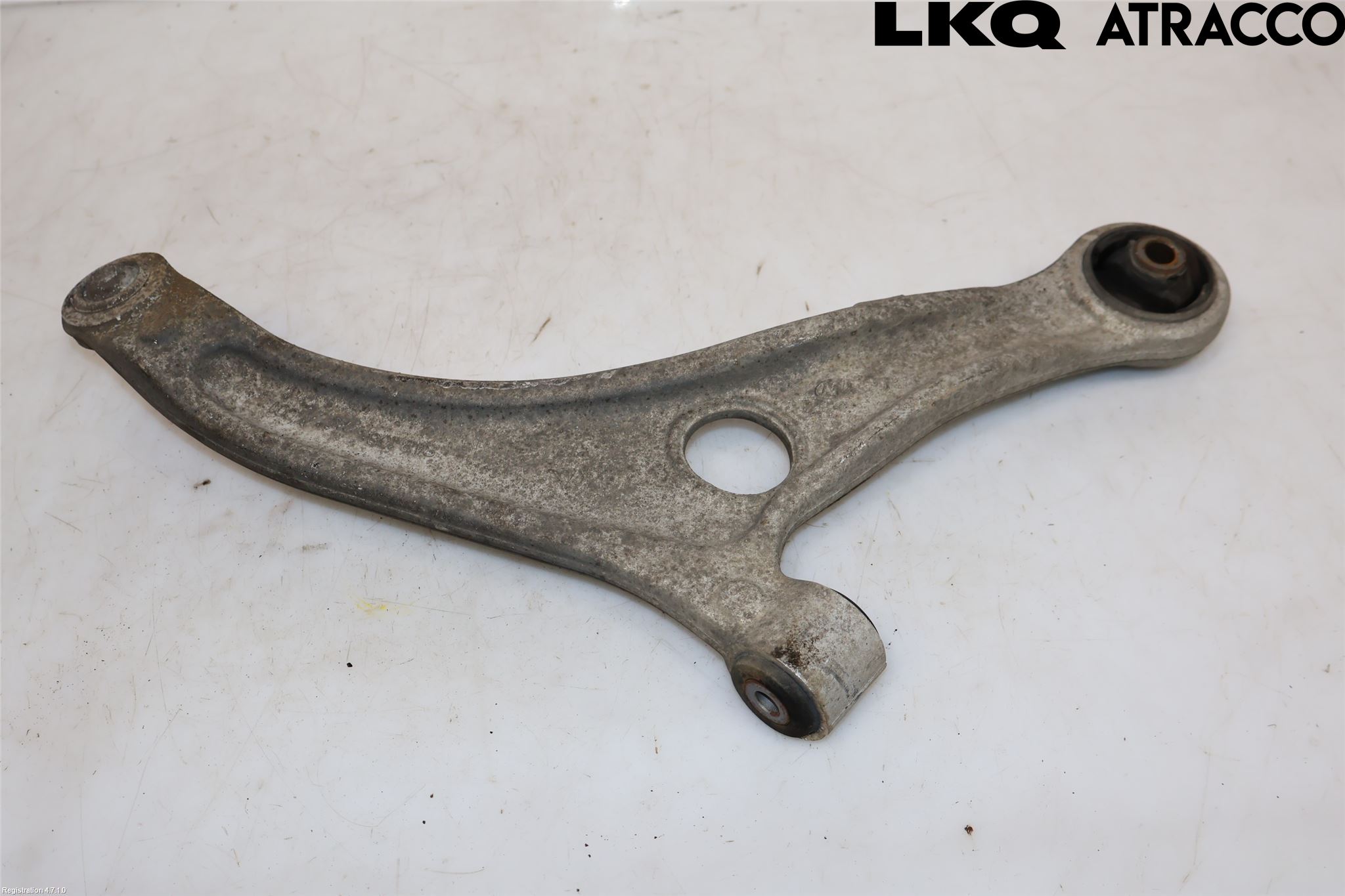 Hyundai i40 08-15 Bärarm Fram Undre Vä