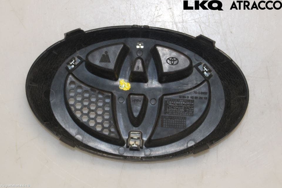 Toyota AYGO 15-21 Emblem