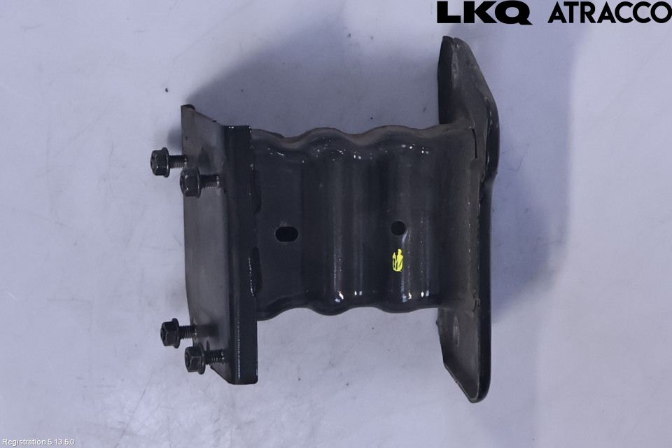 Nissan QASHQAI 14-17 Stötfångarbärjärn Fram