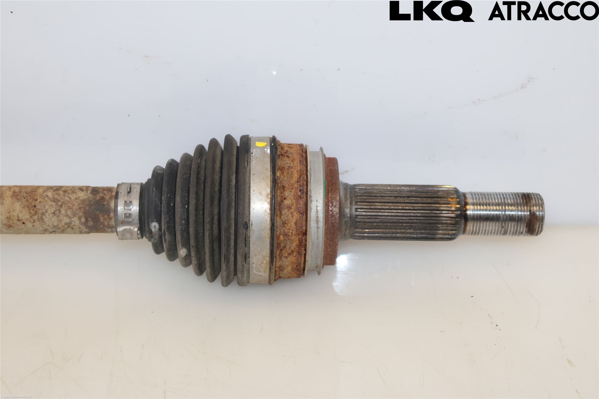 Toyota YARIS CROSS XP21 21- Drivaxel Bak Vänster