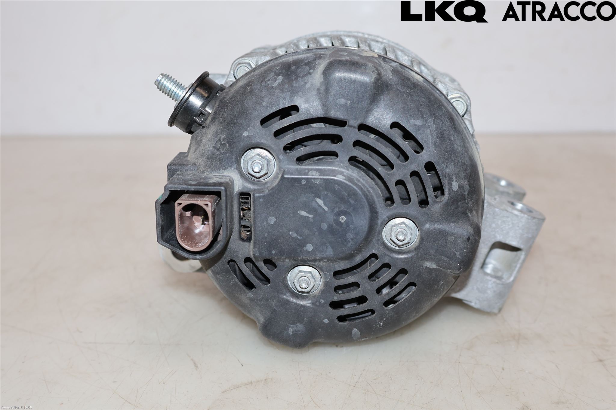 Jaguar XJ X351        10- Generator