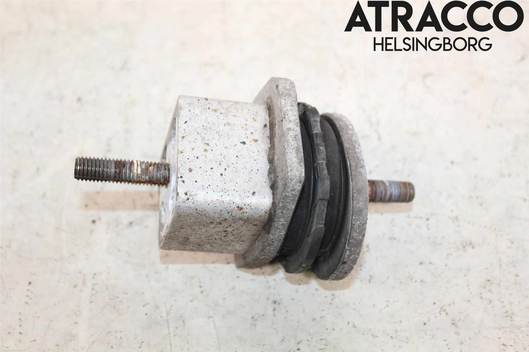 Volvo V90 17->> Bladfjäderhänke Bak