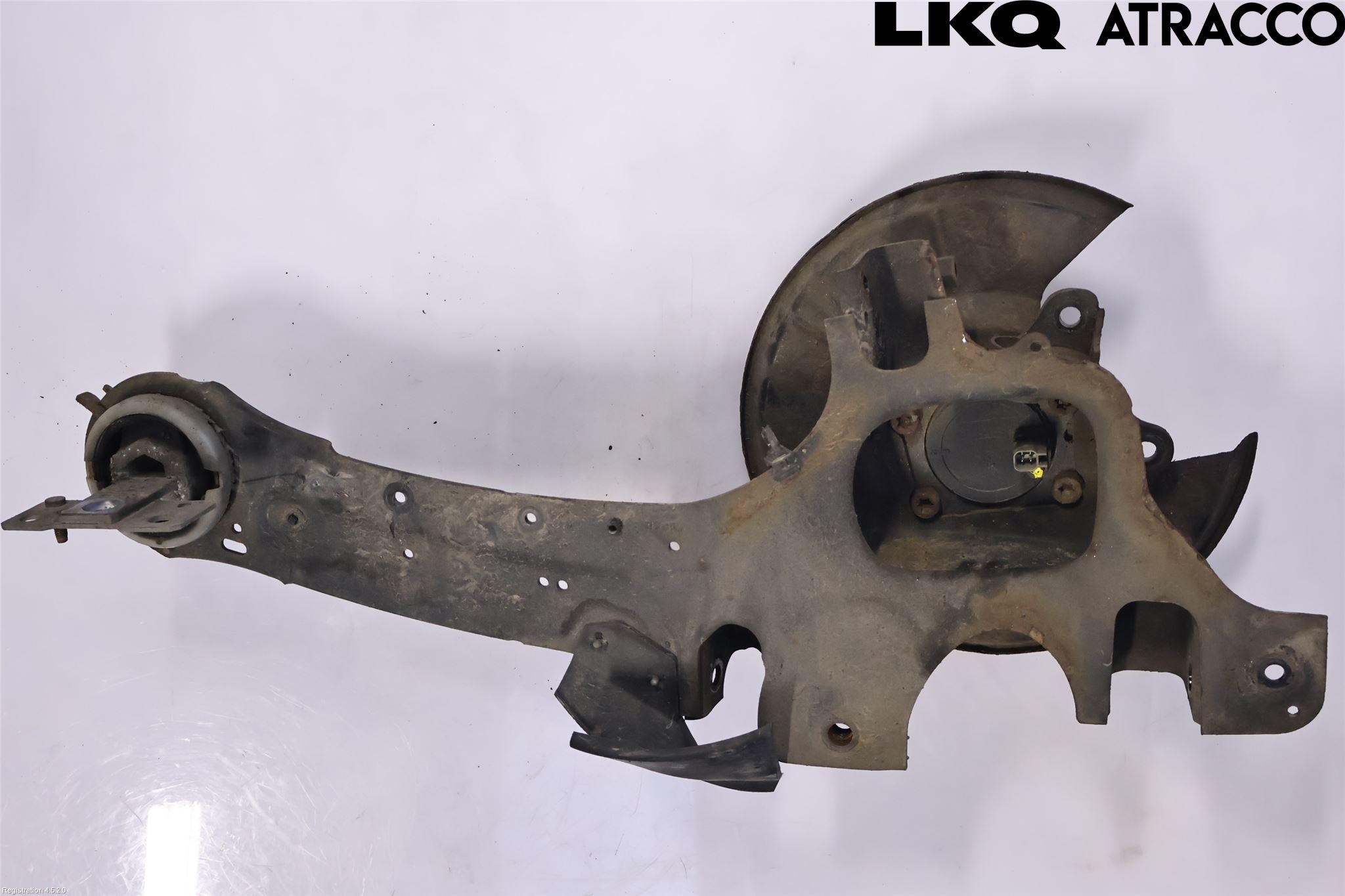 Volvo XC70 14-16 Bärarm Bak Höger