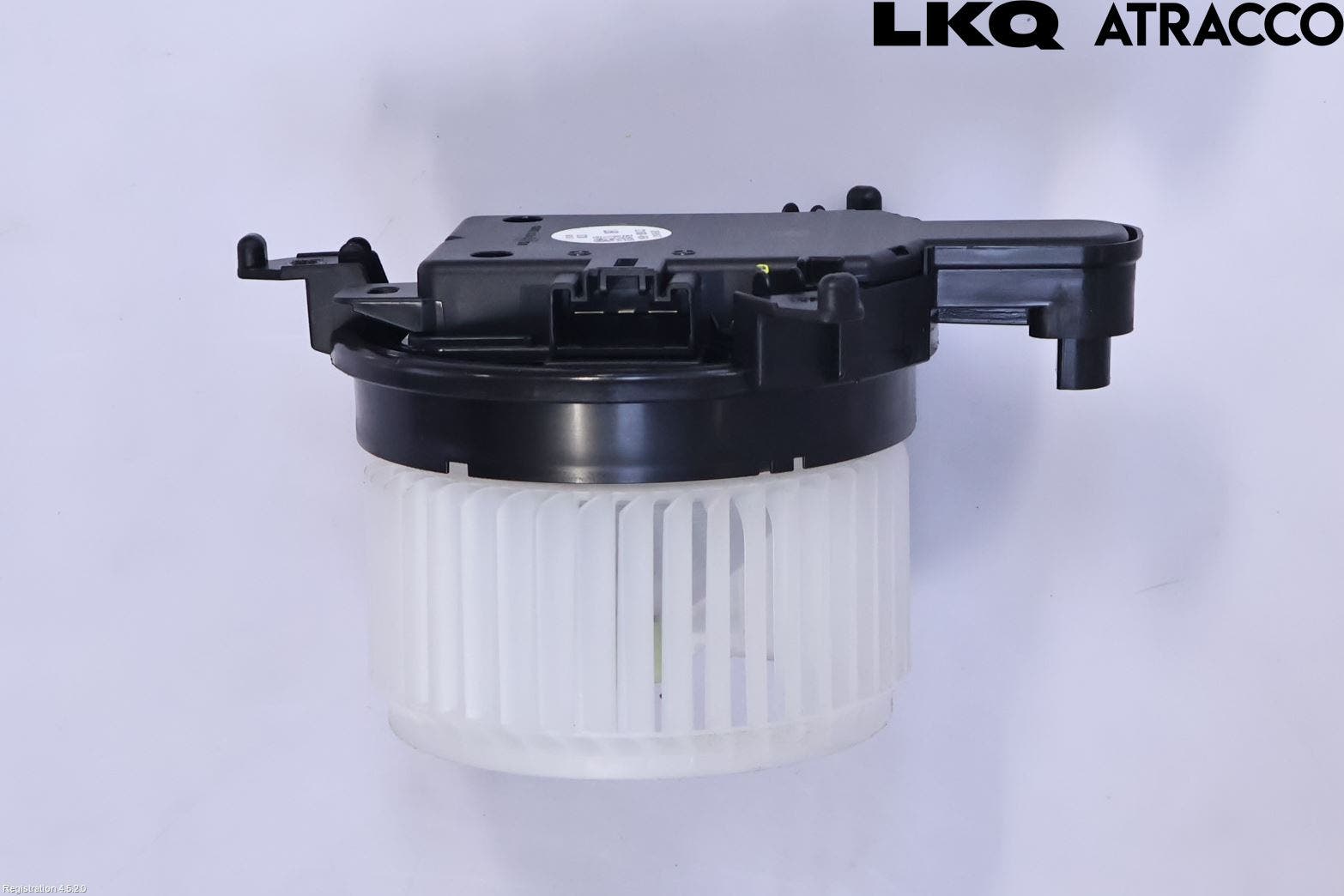 Toyota YARIS CROSS XP21 21- Värmefläkt