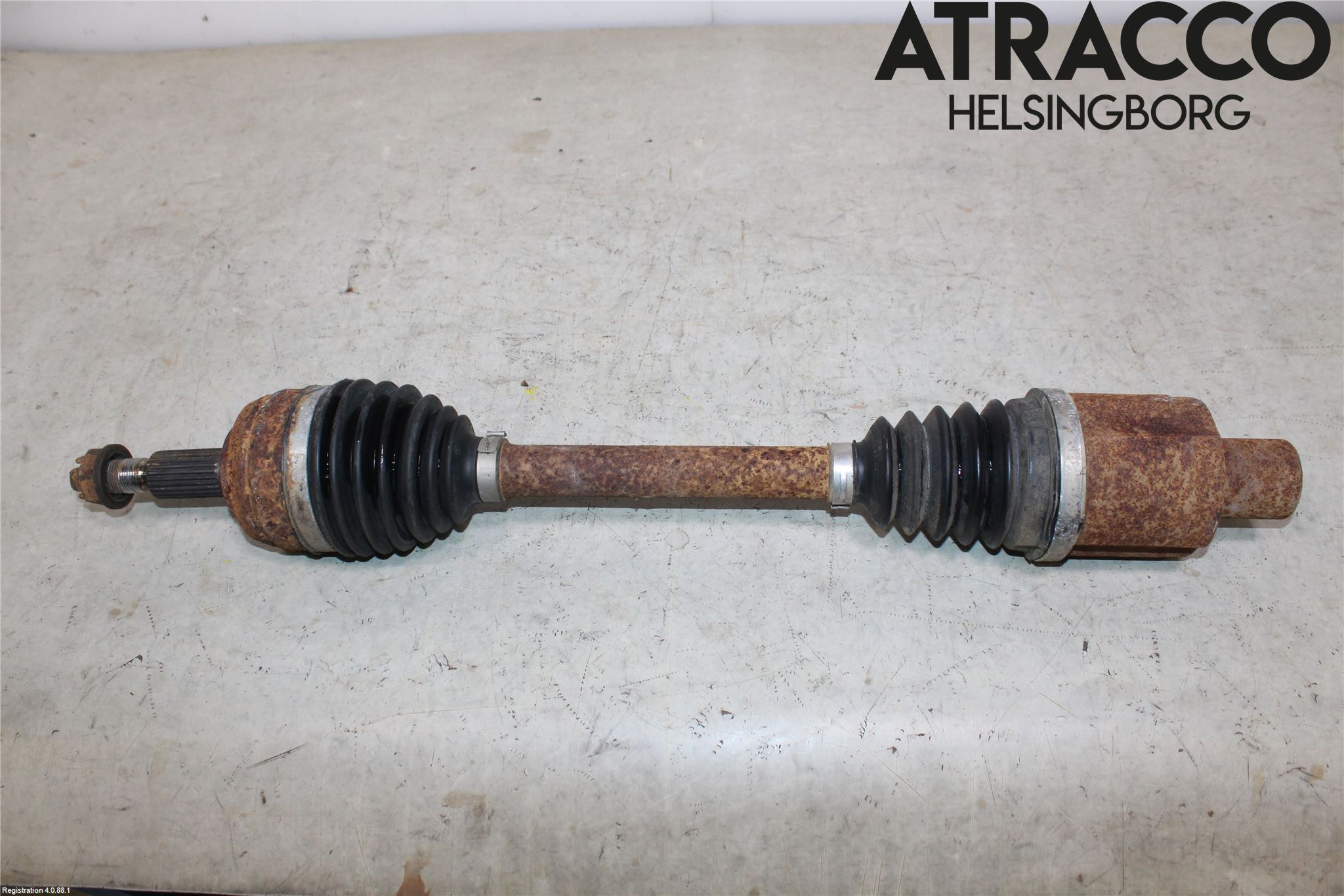 Dacia DUSTER 10-17 Drivaxel Fram Höger
