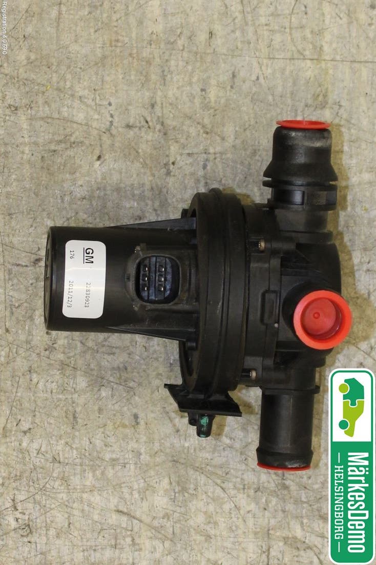 Opel AMPERA 12-16 Vattenpump