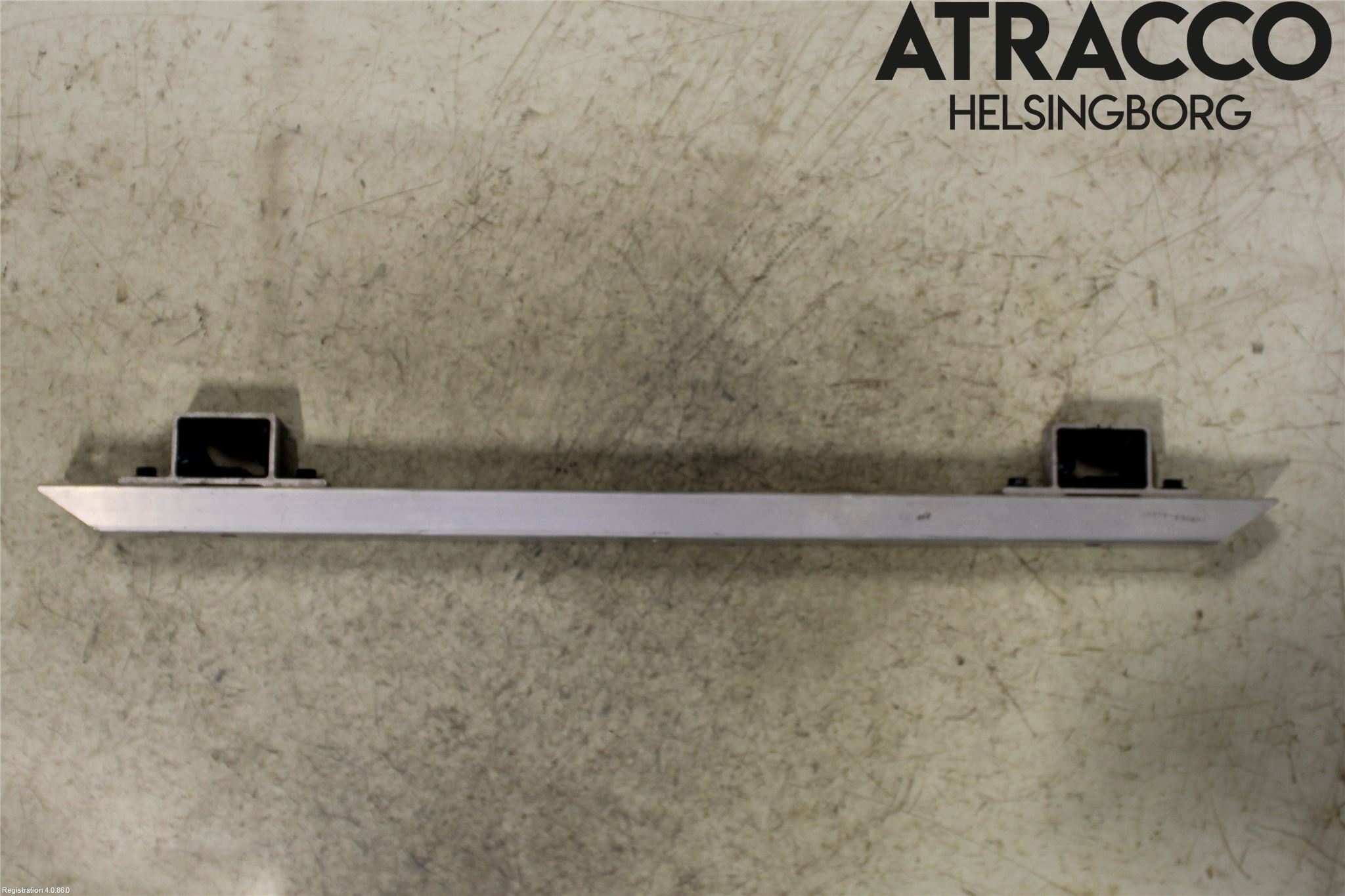 Tesla MODEL 3 17- Front Övrigt