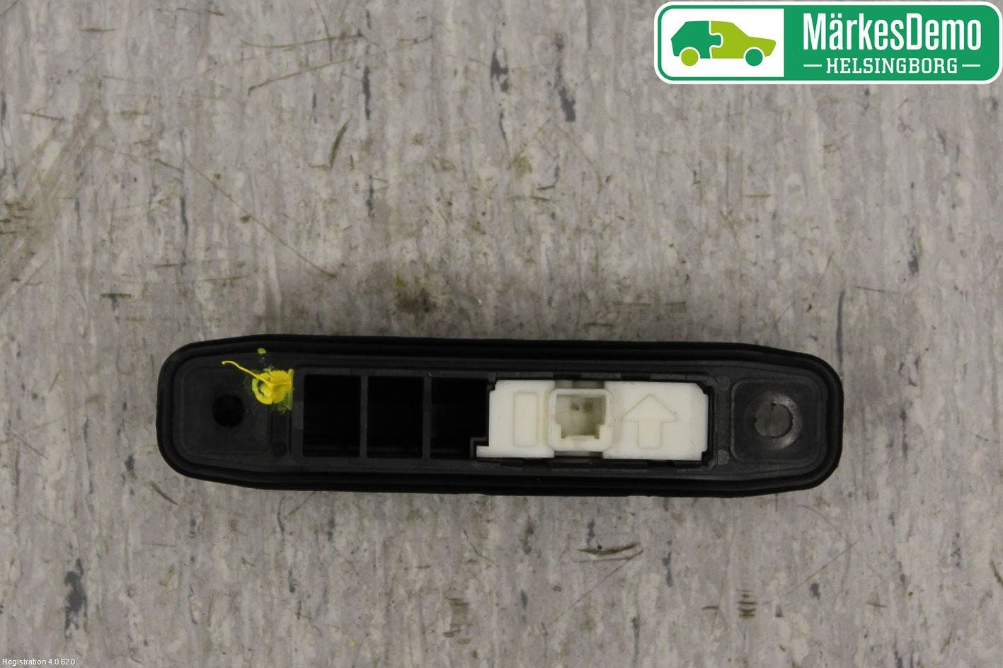 Toyota AURIS 10-12 Bakluckehandtag