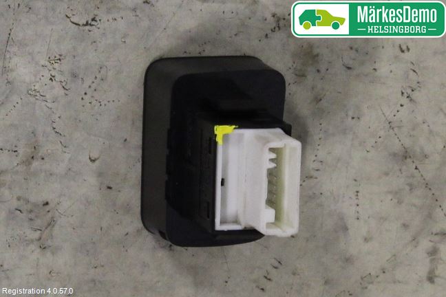 Toyota AURIS 13-19 Strömställare Växellåda