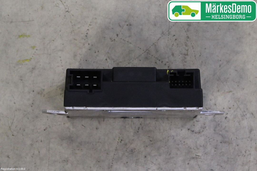 Mercedes-Benz MB E-KLASS (W213) 16-23 Styrenhet Bränslepump