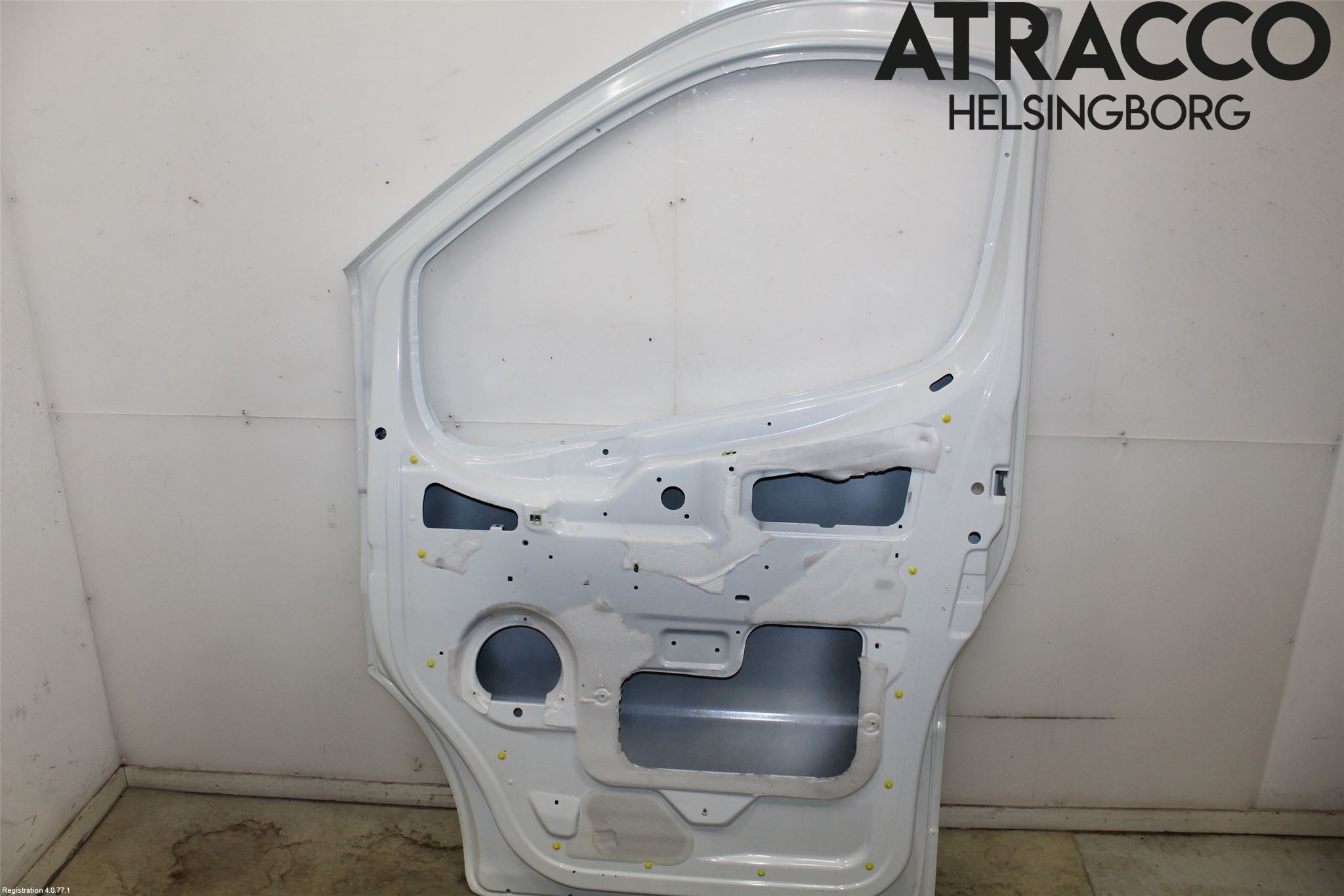 Opel VIVARO 01-14 Dörr Fram Höger