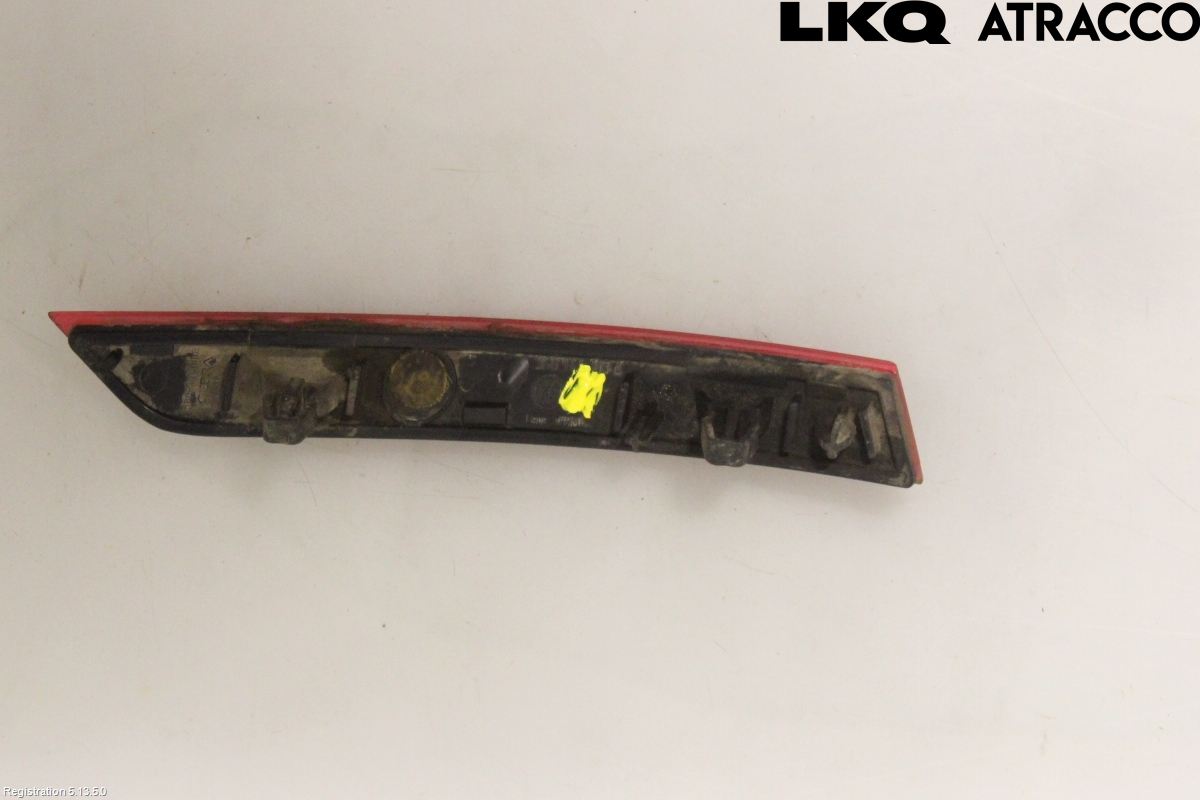 Volkswagen VW PASSAT 15-19 Dimljus/Reflex Bak