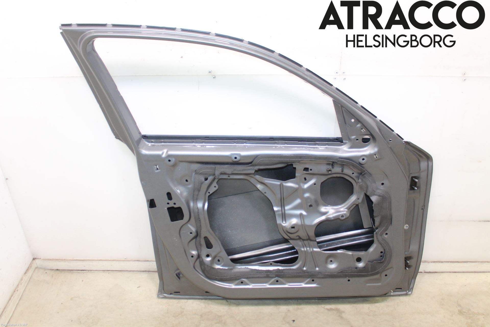 BMW 1 E87/81 5D/3D 03-11 Dörr Fram Vänster