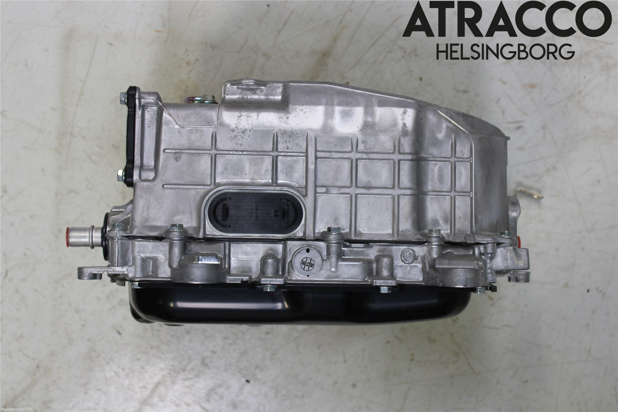 Toyota YARIS XP130 15-20 Hybridconverter