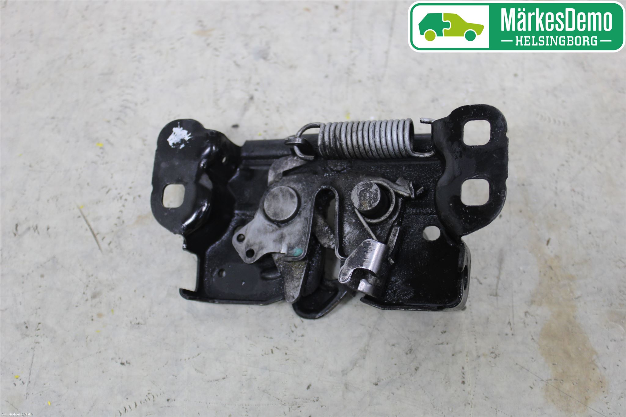 Fiat FREEMONT Huvlås