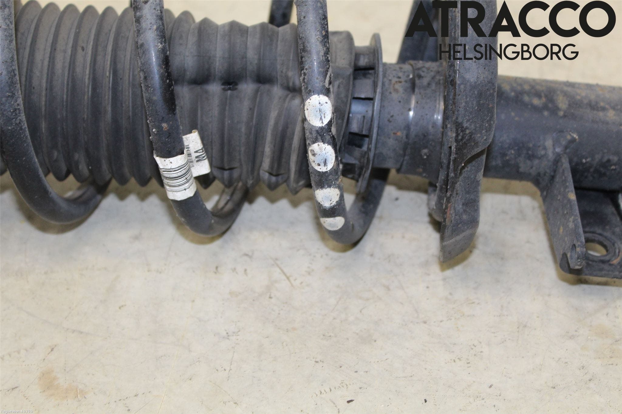 Mercedes-Benz MB A-KLASS (W176) 13-18 Fjäderben Fram Vänster