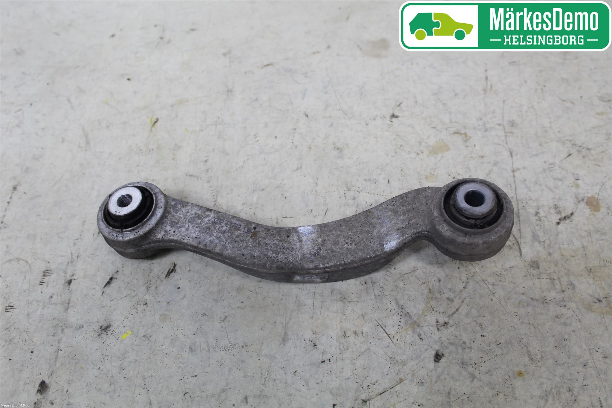 BMW 5 F10/F11/F18 09-17 Bärarm Bak Övre Höger