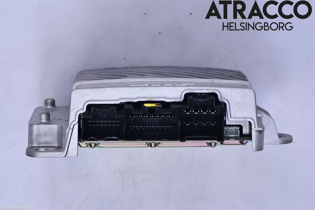 Mazda CX-5 17- Radio-Stereo Förstärkare
