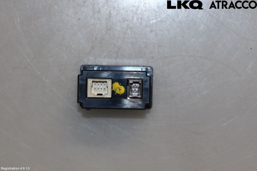 Lexus NX 300h 15-21 Usb Connection