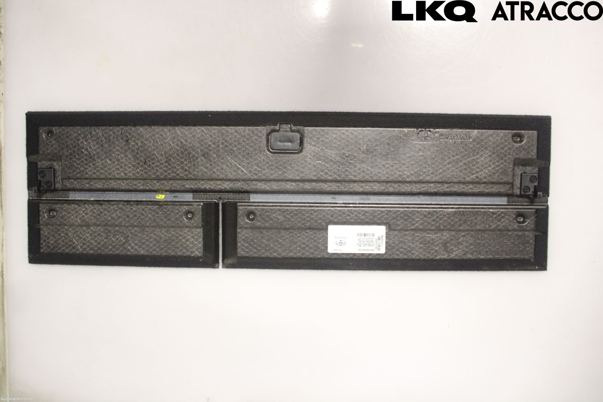 Toyota COROLLA 19- Inrbagagerumklädsel-Golv