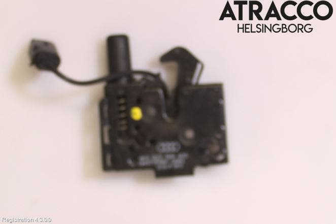 Audi A6 F2/C8 19- Huvlås