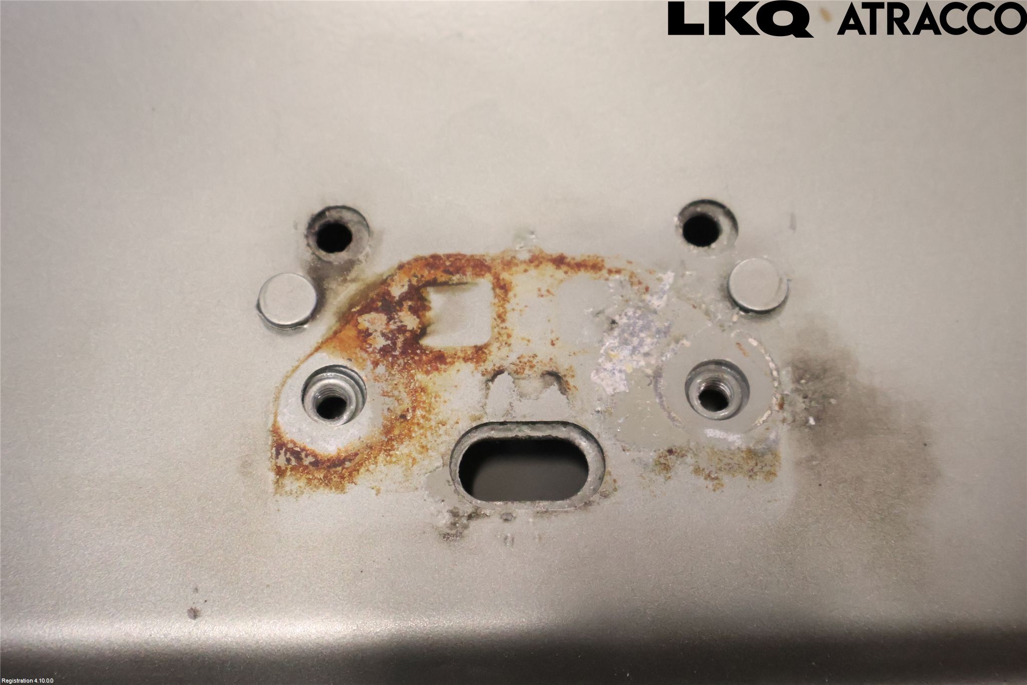 Volvo XC70 05-07 Huv Fram