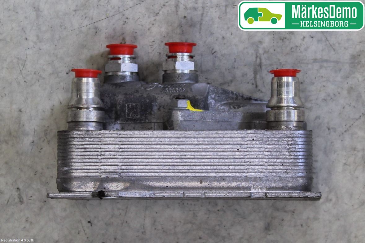 Mercedes-Benz MB C-KLASS (W205) 14-21 Oljekylare Automat