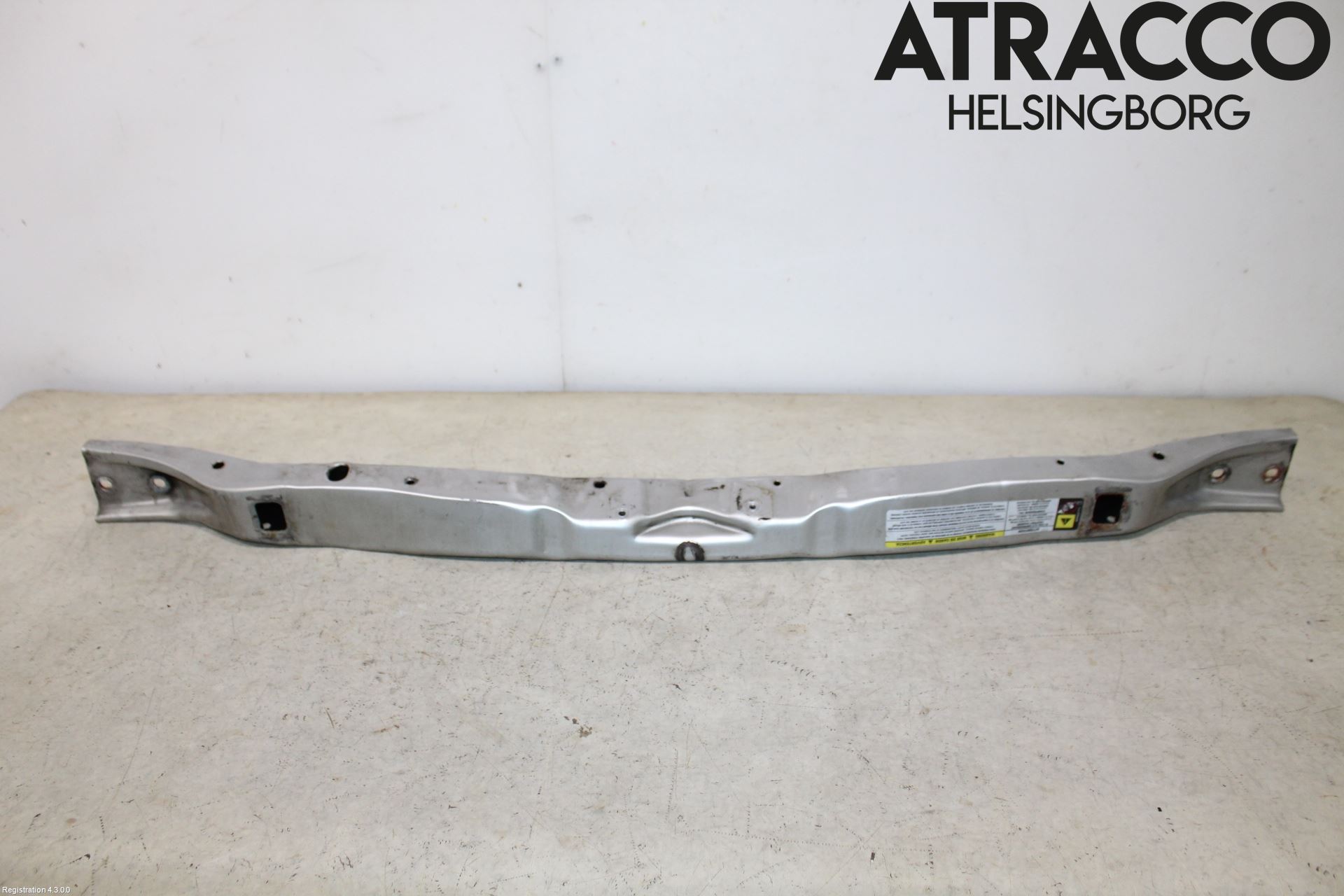 Dodge PICK UP RAM 81- Front Huvlåsplåt-Balk