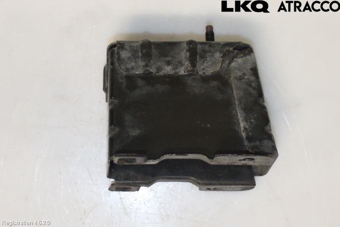 Nissan LEAF 11-17 Stötfångarbärjärn Bak