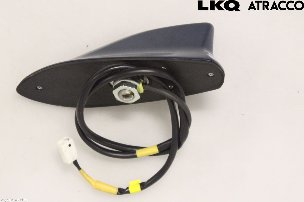 Toyota AURIS 13-19 Antenn